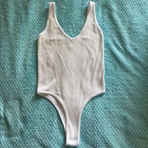 ❌SOLD❌ White Ribbed Bodysuit